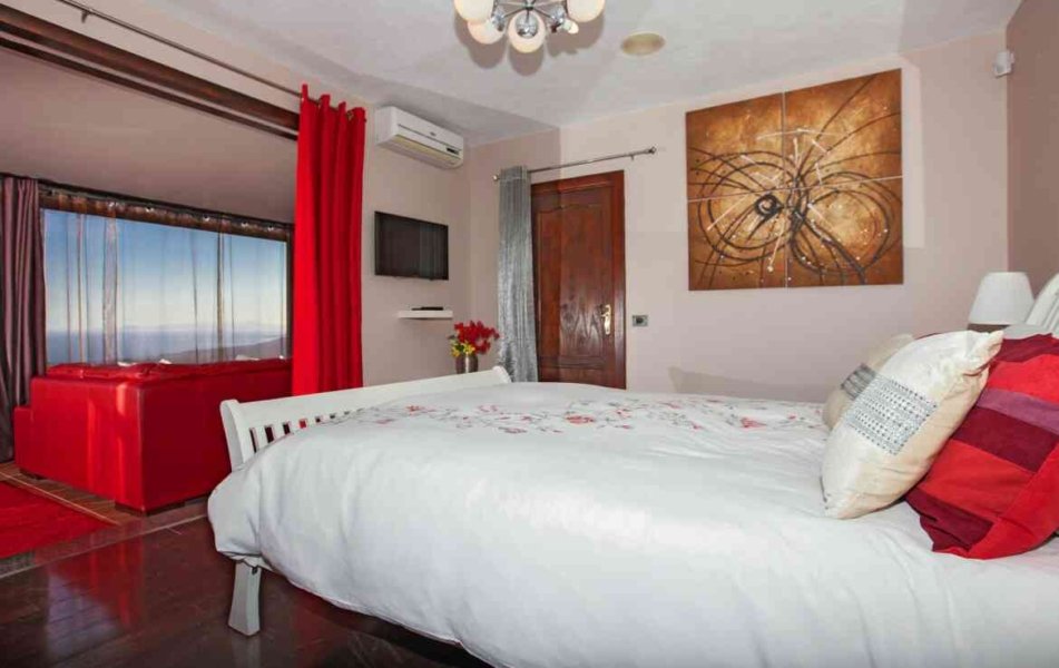 Villa Paraiso - Penthouse Suite - 10 Bedroom Villa - Lanzarote