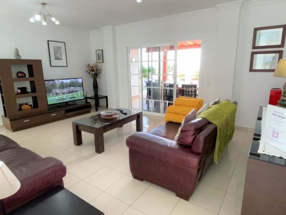 Tiempo - Sitting Room