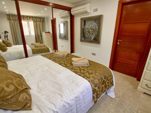 The Lodge - Lanzarote - 2nd Double Bedroom