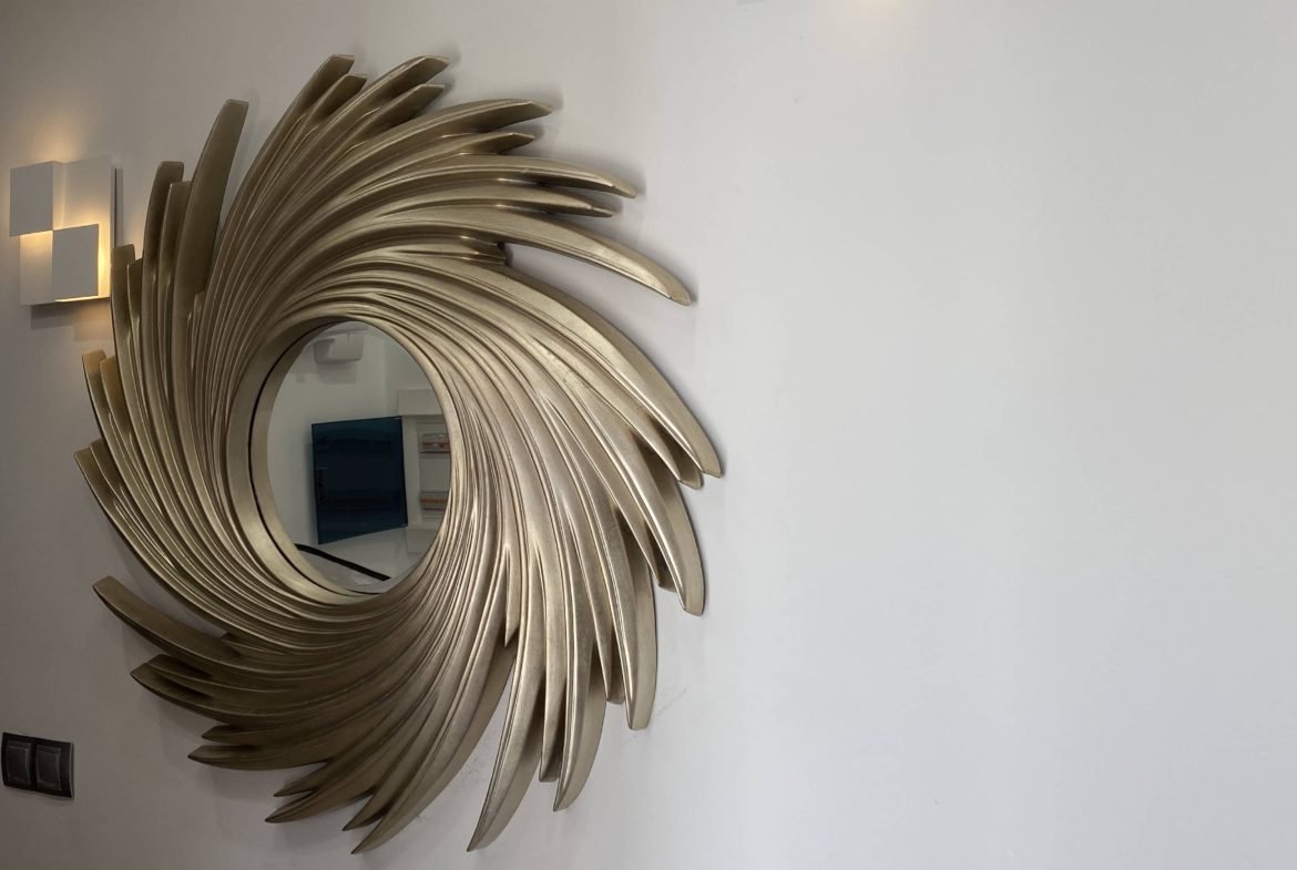 The Lodge - Boutique decorations - Mirror