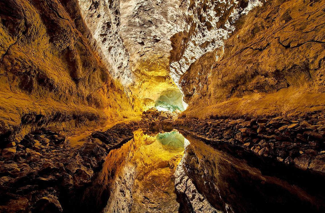 Cueva de los Verdes slider » Cueva de los Verdes