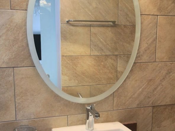 Villa Joel - Lanzarote - Oval Bathroom Mirror