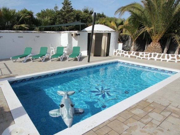 Casa Chic - Swimming Pool - 2 Bed luxury romantic villa in Lanzarote - Casa Chic - Los Mojones - Best Villas Lanzarote