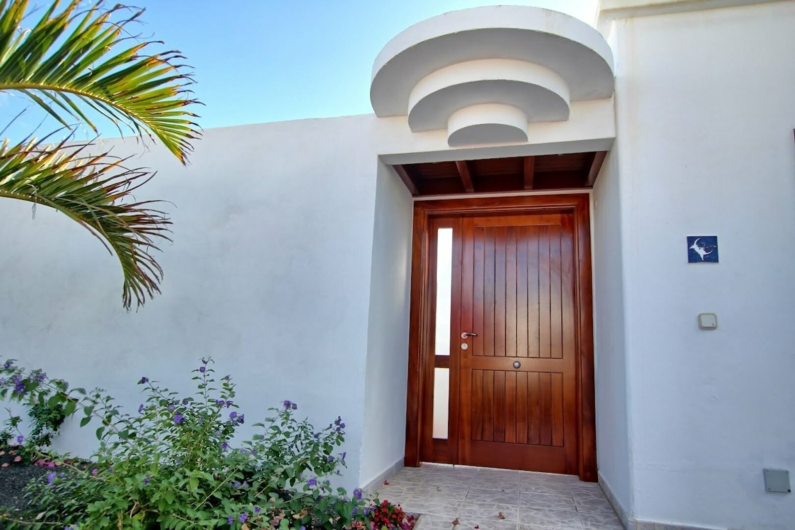 Villa Del Sueno - Front Entrance Door