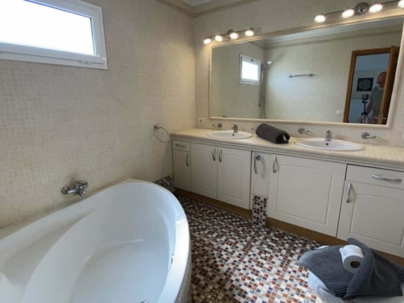 Villa Palacete - 9 Bedrooms - Lanzarote - upper-suite-ensuite