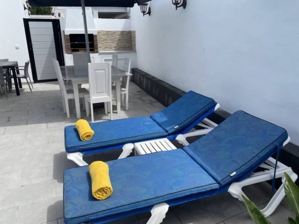 Villa Ananda - Sun Loungers
