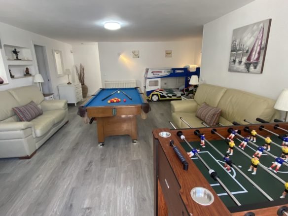 Villa Jessica - Downstairs games lounge