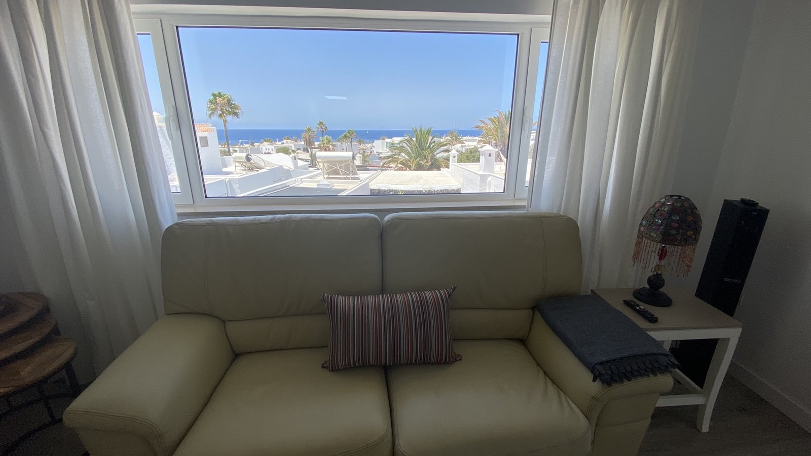 Villa Jessica - Panoramic Sea Views from Living room Area