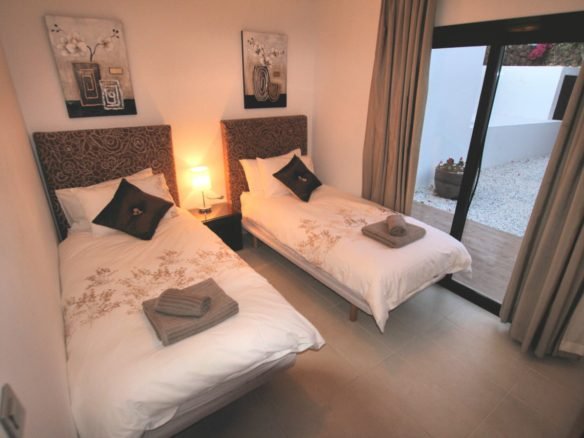 Villa Encantada - 3 Bedroom Villa - Twin Bedroom