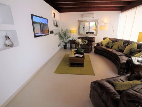 Villa Encantada - 3 Bedroom Villa - Sitting Room