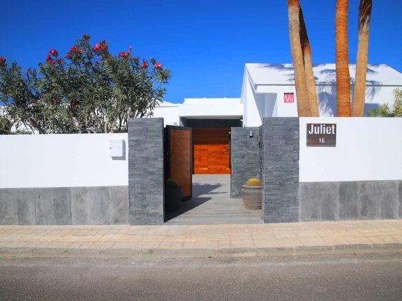 Casa Juliet - Entrance