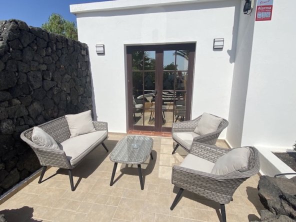 Villa Verano - Outside Seating Area