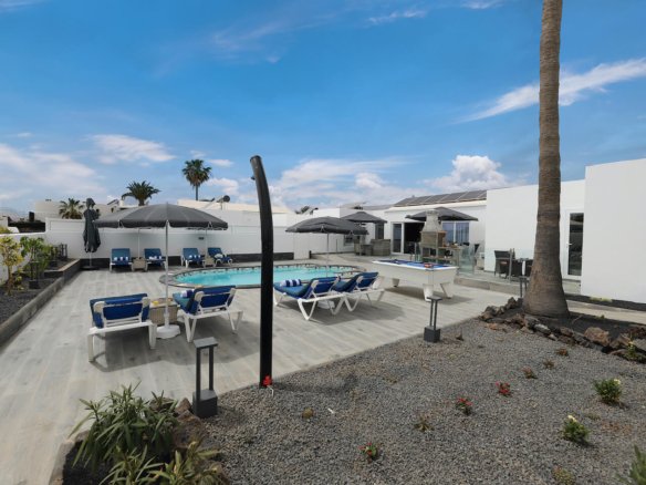Casa El Paraiso - Puerto del Carmen - Lanzarote - Expansive Gardens