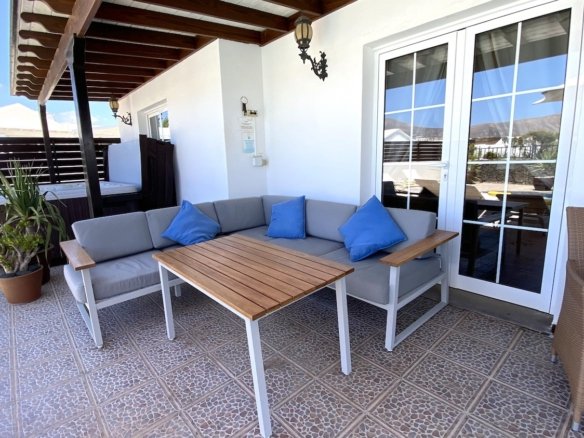 Ocean View - Outdoor Seating