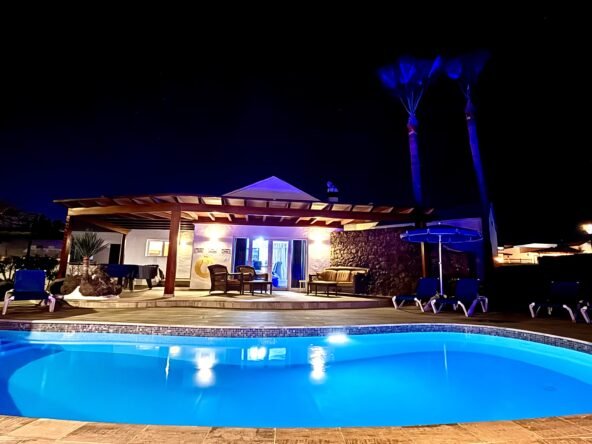 Villa Mayo Lanzarote - Big Heated Swimming Pool