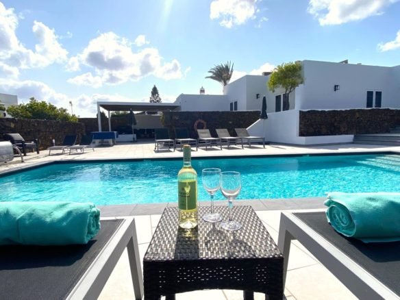 Villa Perla - 5 Bedroom Villa in Lanzarote