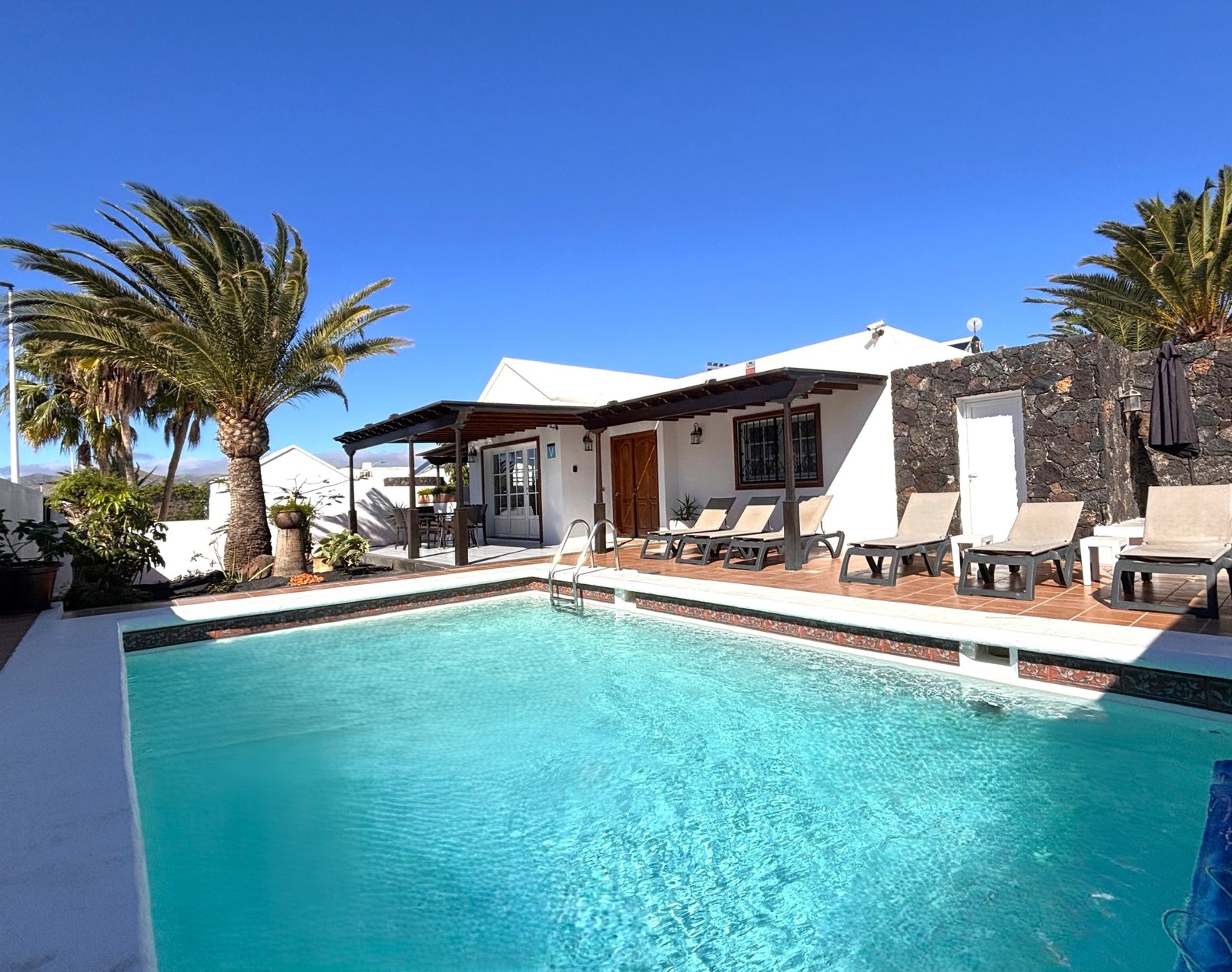 Villa Adsey | Luxury 3 Bedroom Villa in Puerto del Carmen, Lanzarote